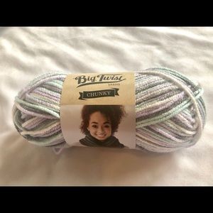 Big Twist Chunky Ombré Yarn in Whisper